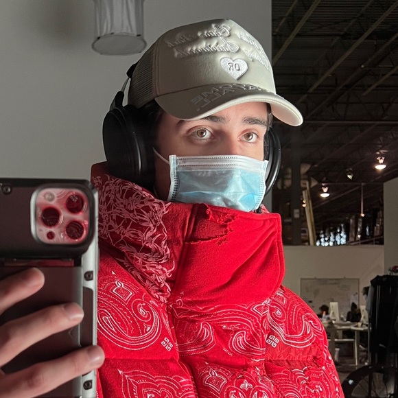 Meet your Posher, Mark - Picture 1 of 1